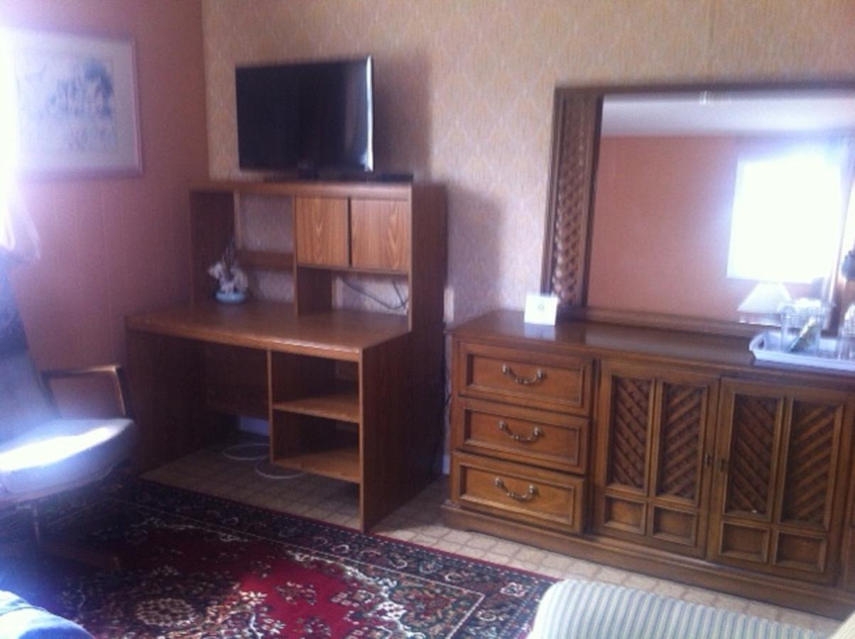 Gloria'S Bnb Avondale Bagian luar foto